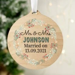Personalised Wreath Round Wooden Decoration -Xmas Decor Shop p1011f14 2